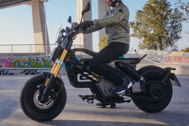 BMW ConnectRide Cradle - BMW Motorrad - La boutique en ligne par BM-Motoroad